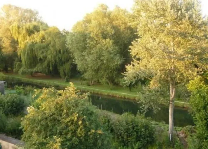 Au Charme Des Marais